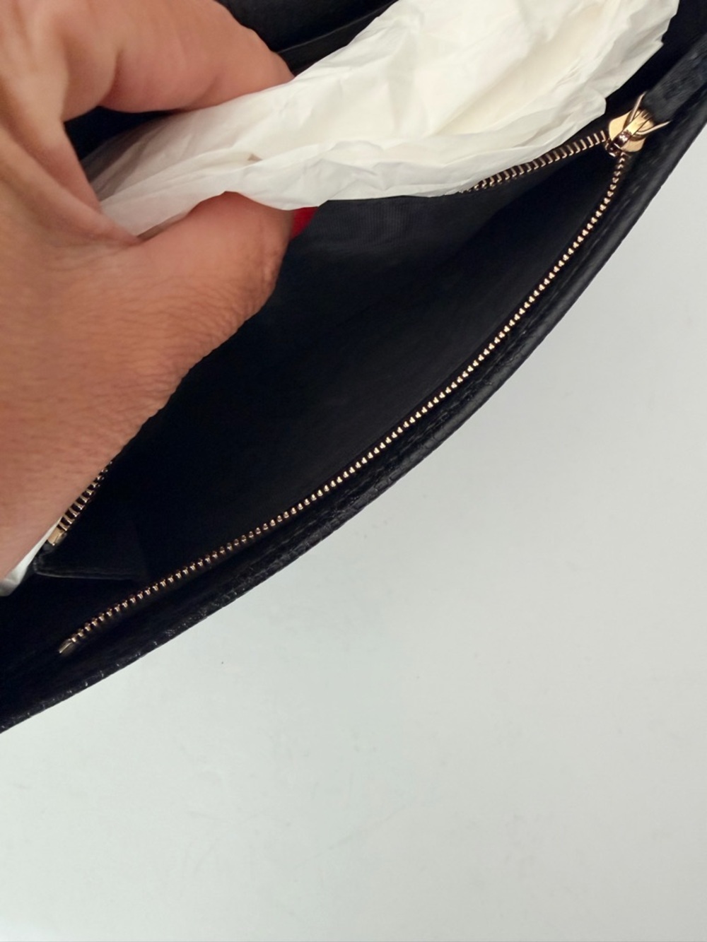 Gucci Soho Leather Chain Wallet Crossbody Black Gold Hardware - Picture 12 of 13